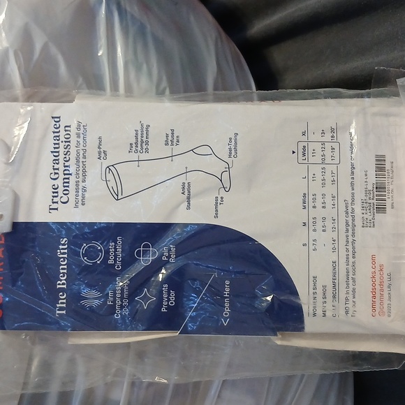 Knee-High Compression Socks – Rose/Navy Stripe - Picture 7 of 7